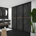 Façade de placard coulissante 3 portes décor marbre noir, décor noyer des andes