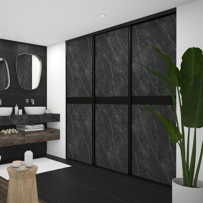 Façade de placard coulissante 3 portes décor marbre noir, décor noir intense