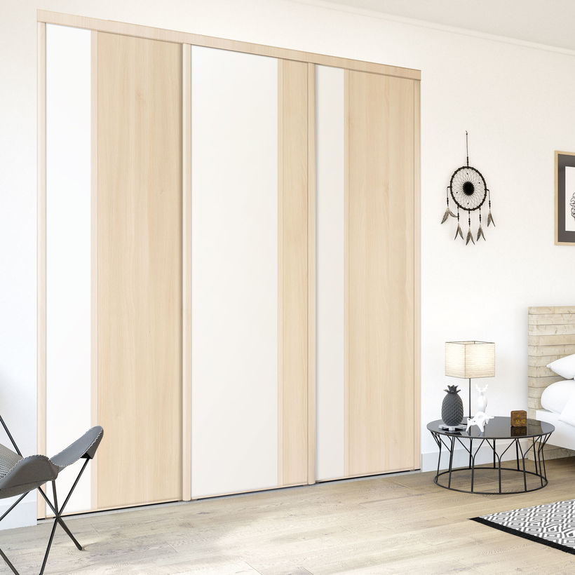 Façade de placard coulissante 3 portes décor acacia clair, décor blanc mat