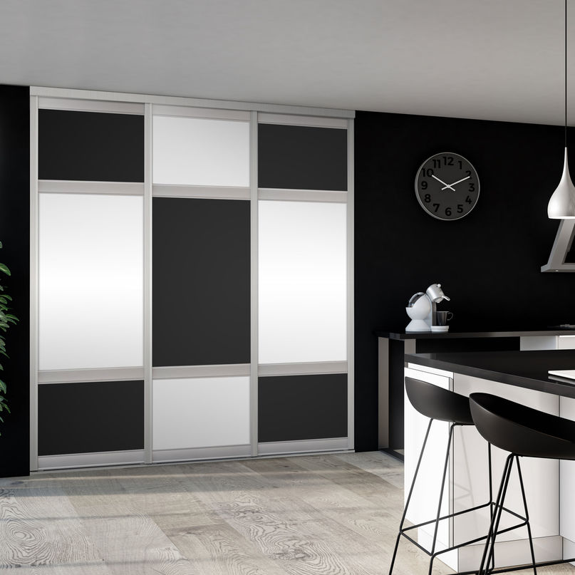 Façade de placard coulissante 3 portes décor noir intense, décor blanc mat