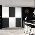 Façade de placard coulissante 3 portes décor blanc mat, décor noir intense