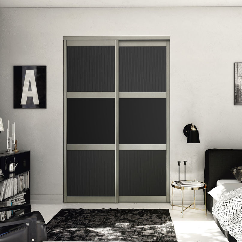 Façade de placard coulissante 2 portes effet cuir carbone, décor noir intense