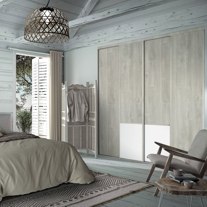 Façade de placard coulissante 4 portes décor bois flotté crème, décor blanc mat