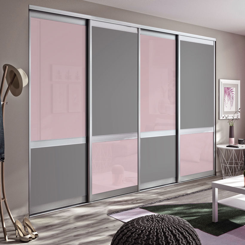 Façade de placard coulissante 4 portes verre laqué rose pastel, décor gris intense