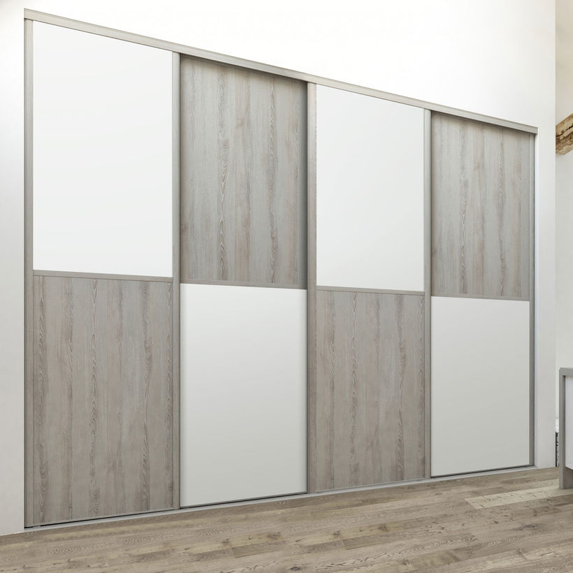 Façade de placard coulissante 4 portes décor blanc mat, décor frêne tabac